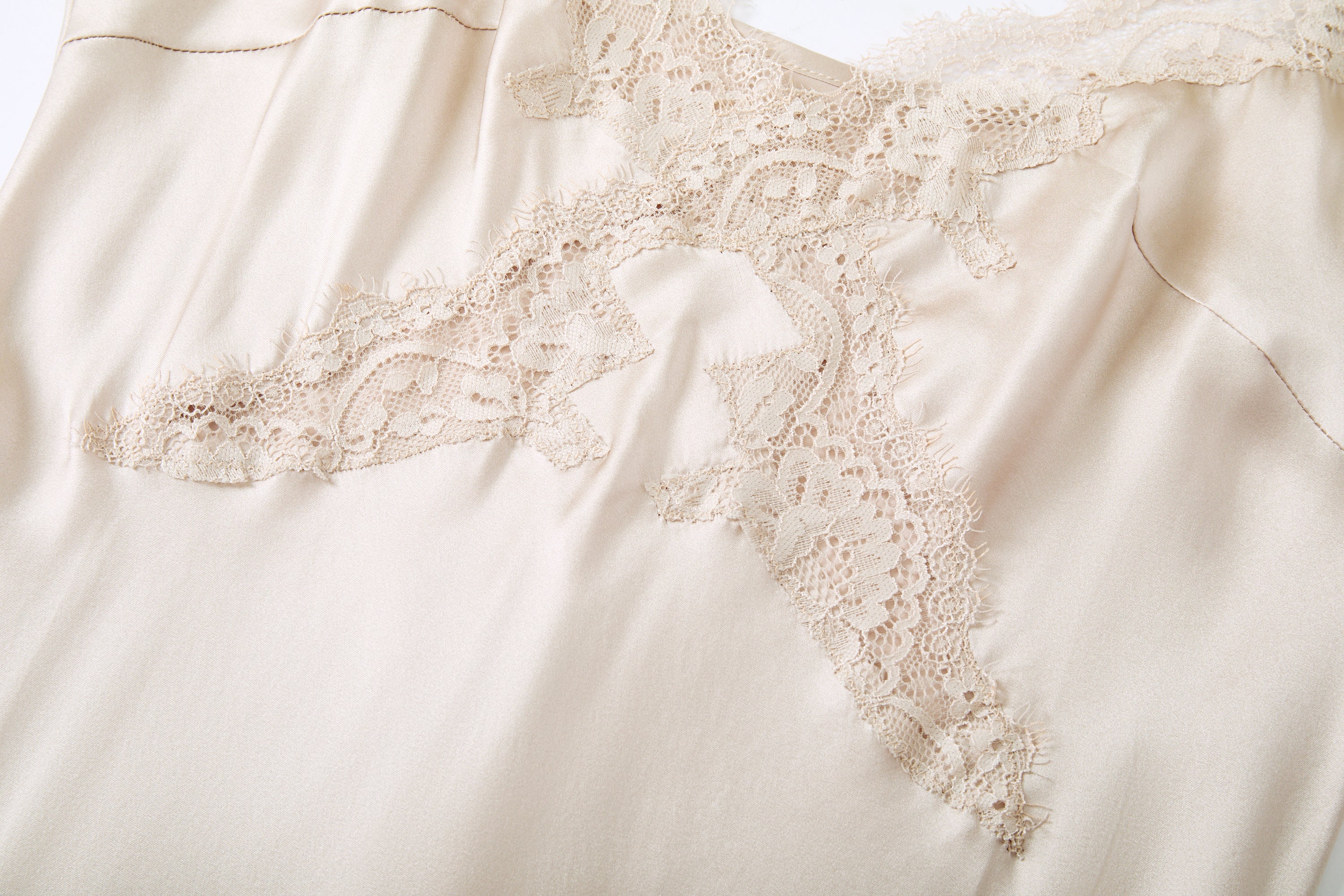 柔光蕾絲細肩帶睡裙｜真絲睡裙