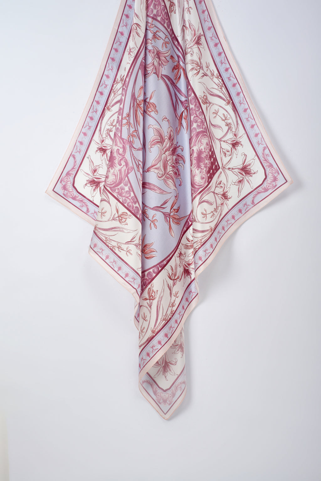 經典真絲方巾 ｜紫蘭花韻｜Silk Art Scarf