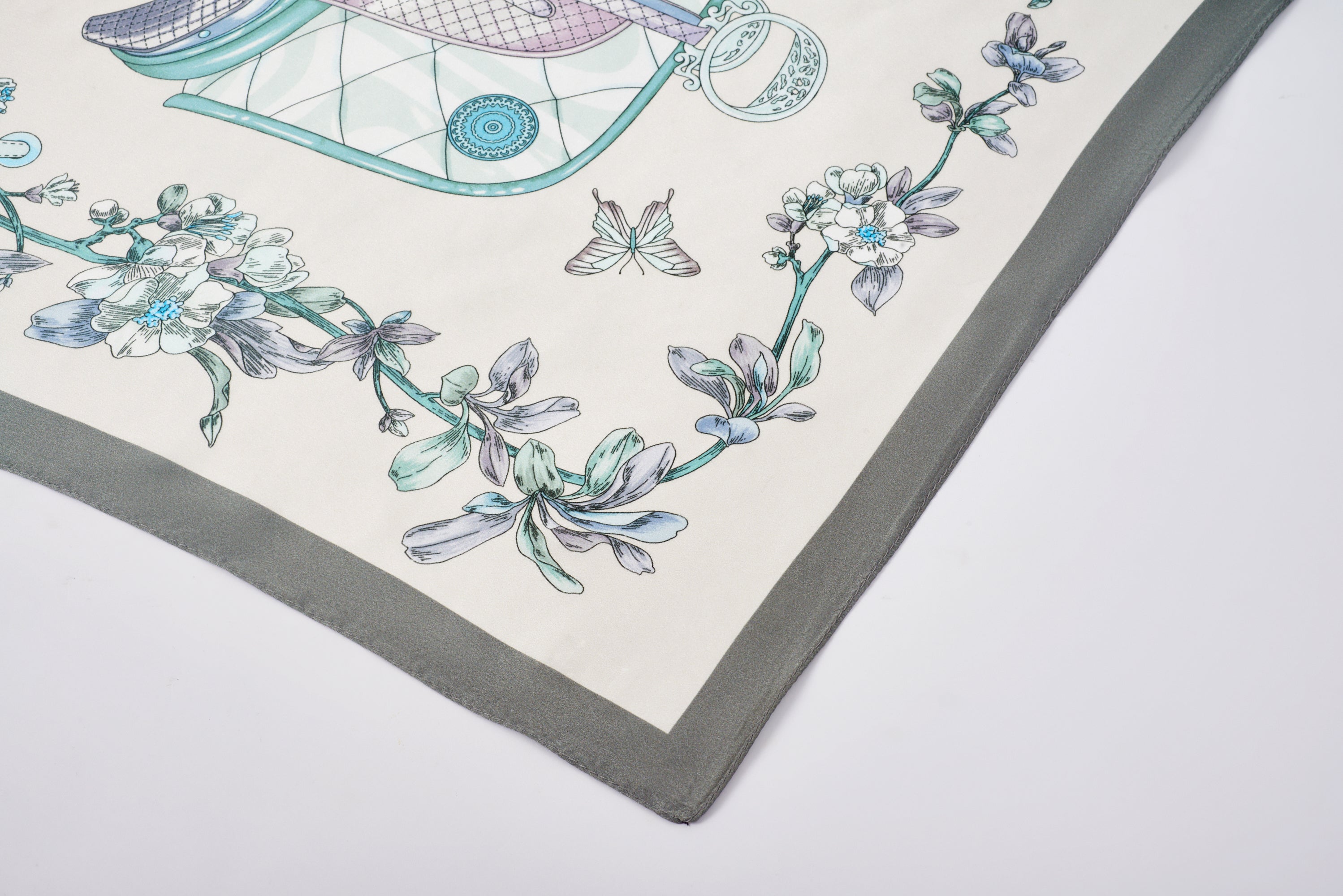 經典真絲方巾 ｜春曉花園｜Silk Art Scarf
