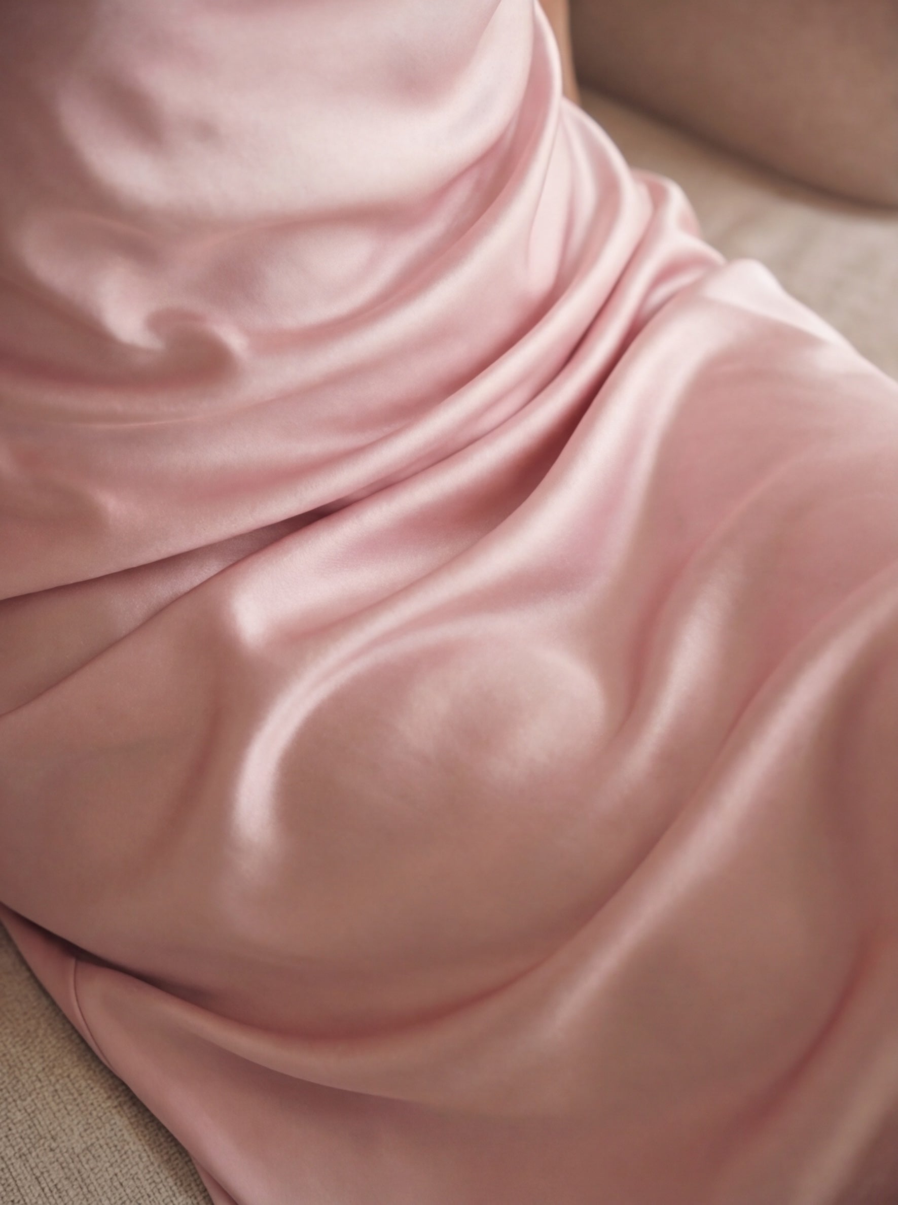 真絲玫瑰垂領洋裝｜Silk Vow