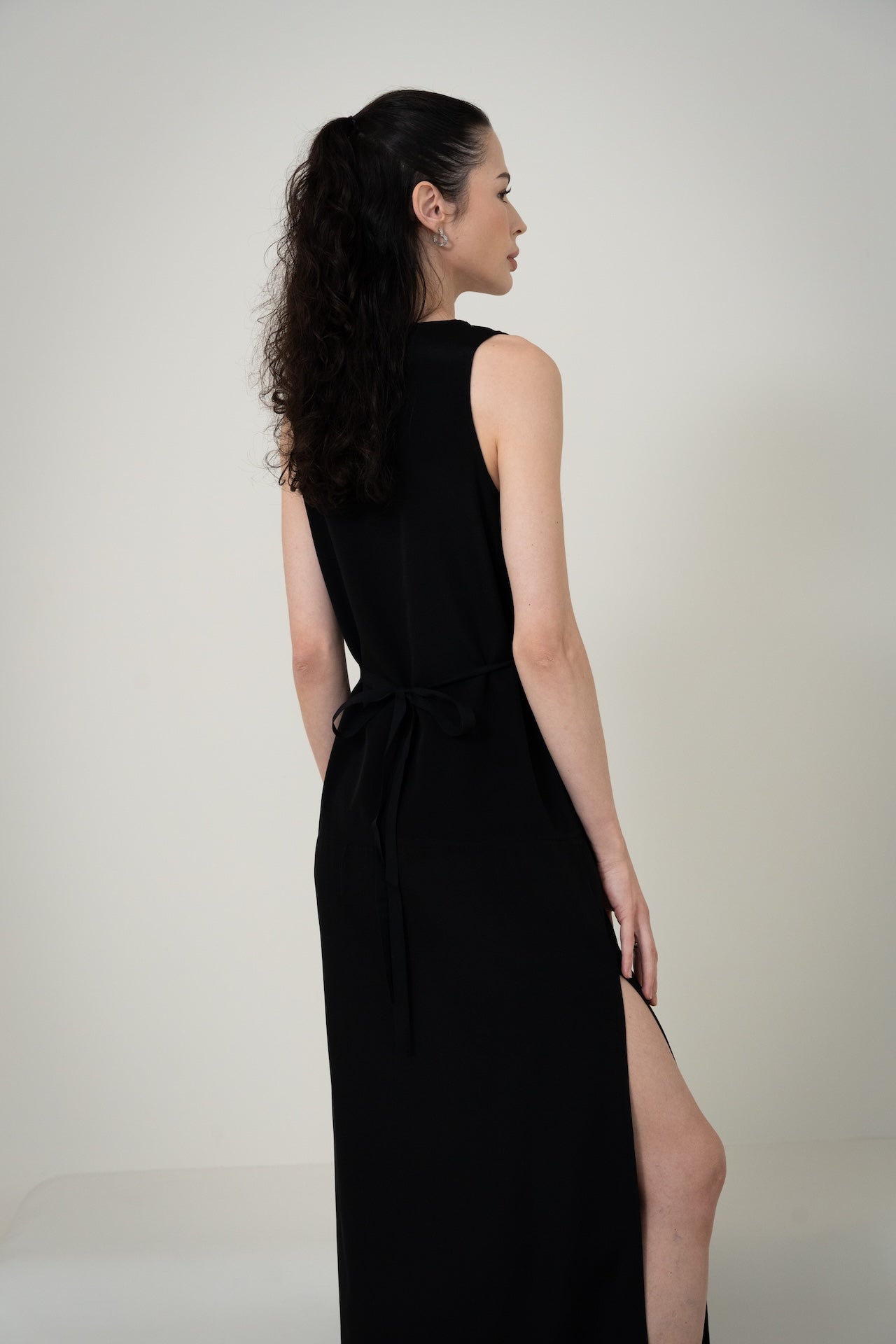Silk Little Black Dress 真絲無袖小黑裙