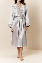 真絲絲絨睡袍｜絲滑柔光・法式優雅居家晨袍（裸粉／灰紫）