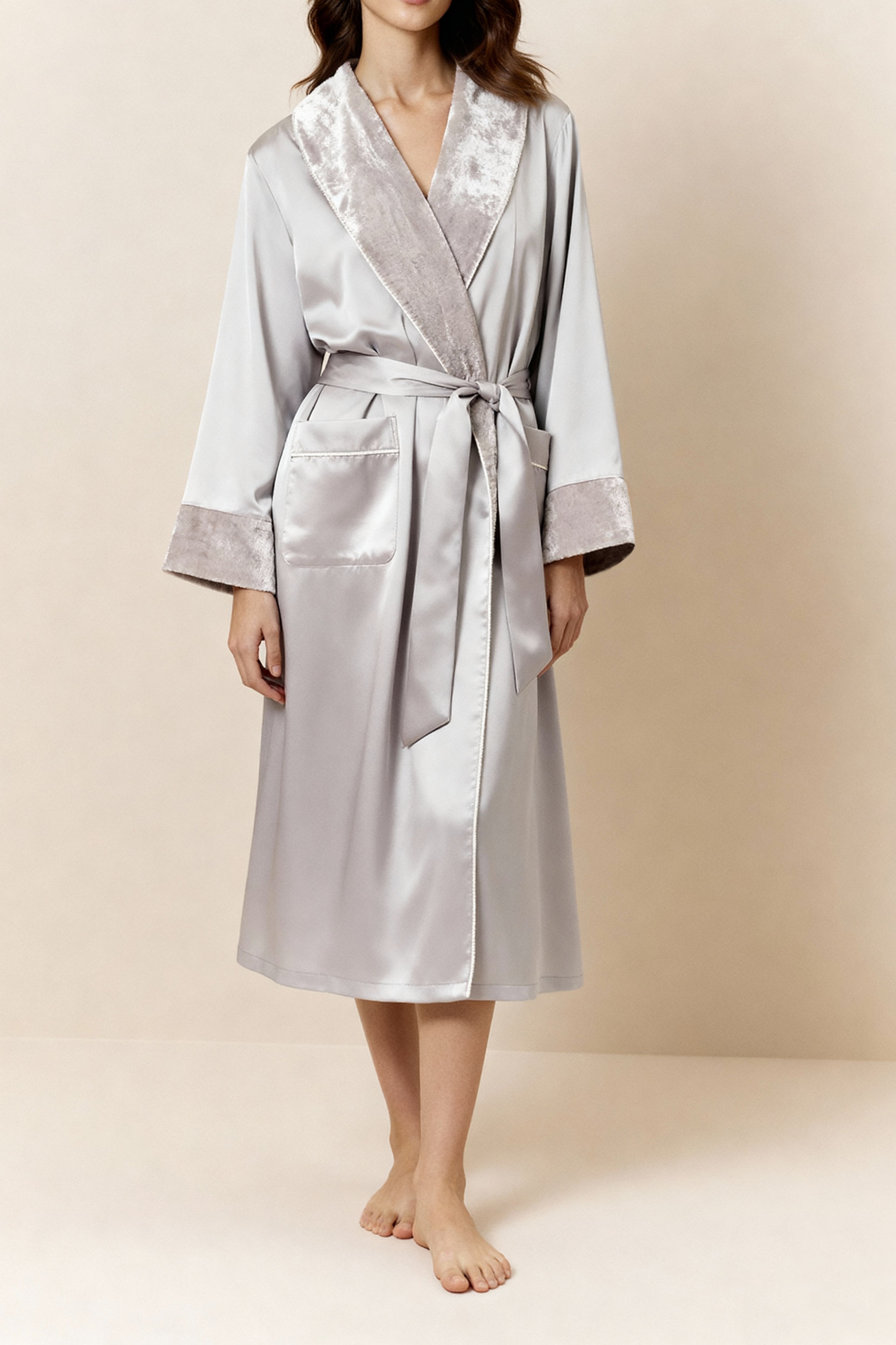 真絲絲絨睡袍｜絲滑柔光・法式優雅居家晨袍（裸粉／灰紫）